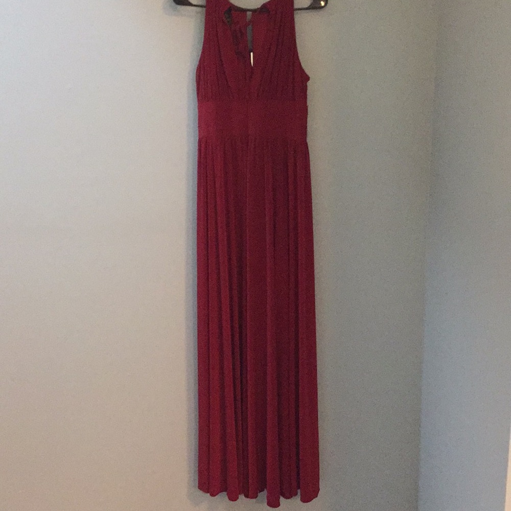 Dress - Picture 2 of 4